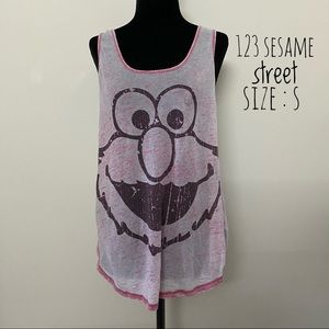 ✨Elmo tank top